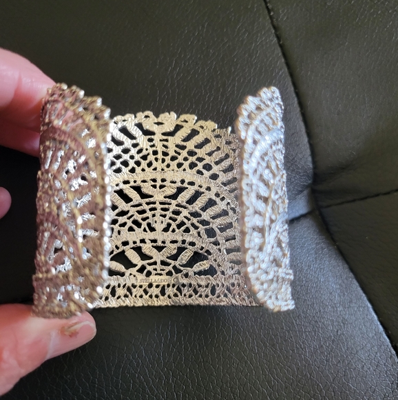 Silver cuff bracelet - Picture 2 of 3